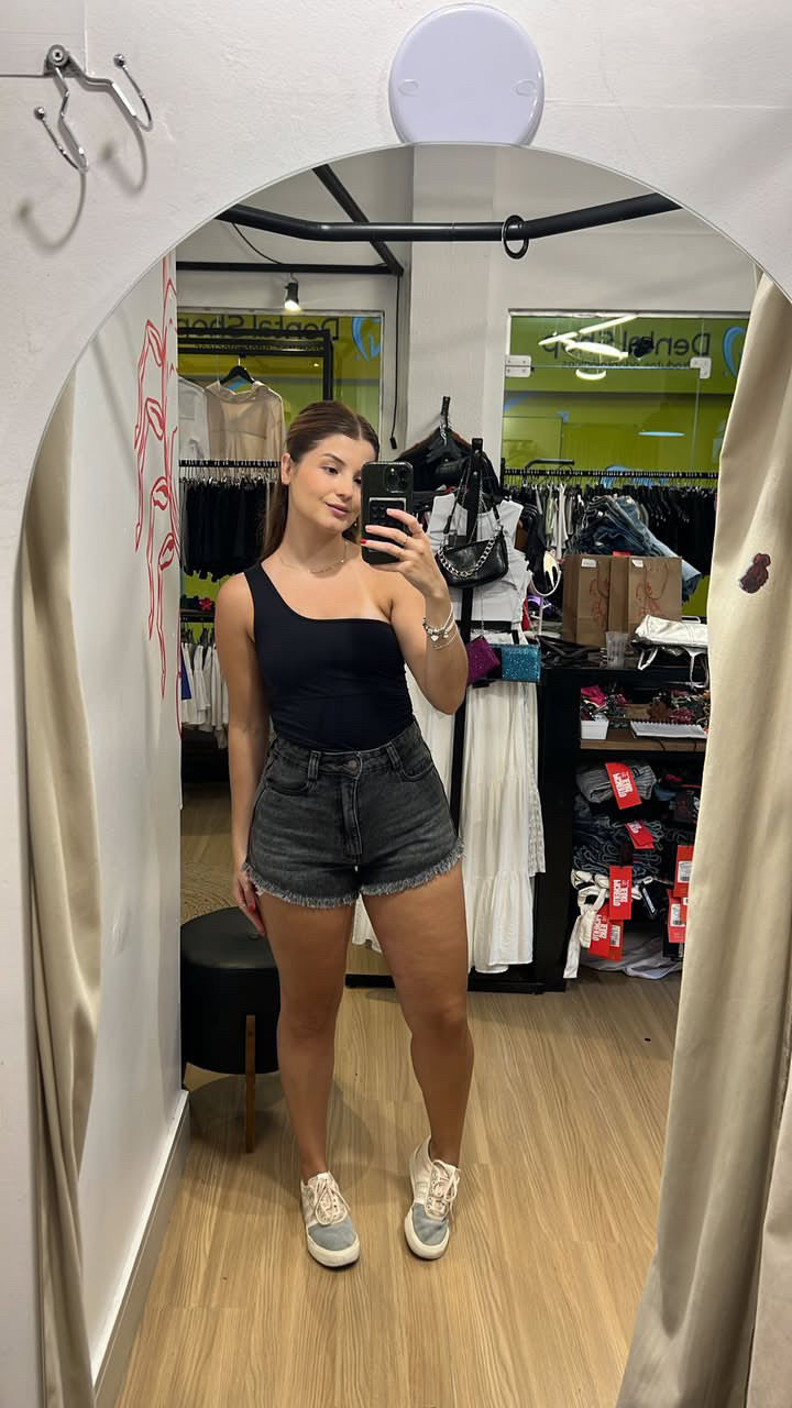 Vestido todo em paetê