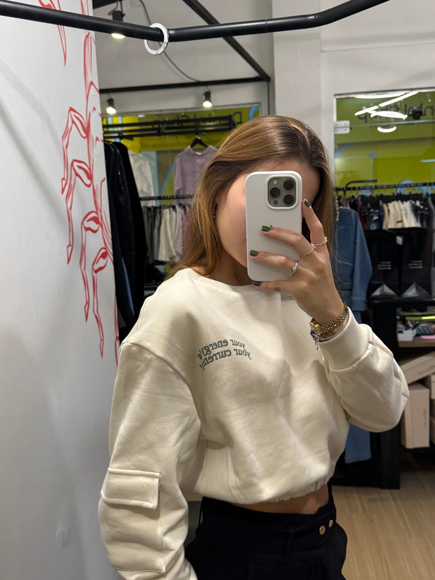 Moletom cropped com escrita