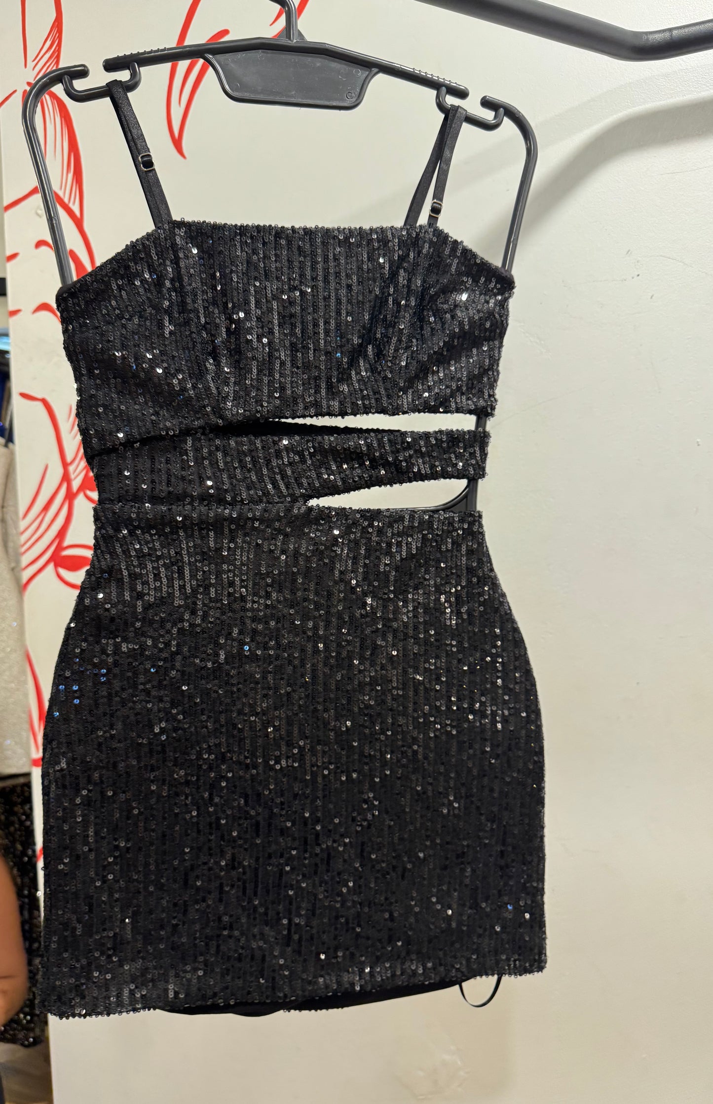 Vestido paetê com abertura