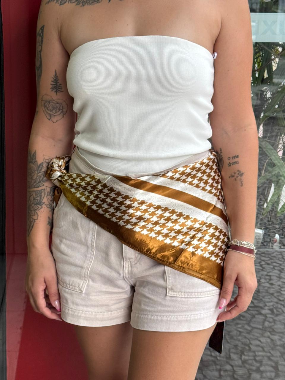 Lenço Estampado Caramelo & Off