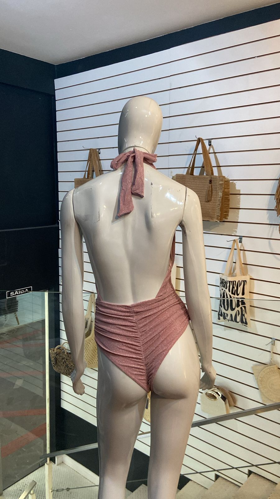 Maiô Metalizado Decote Profundo Rose