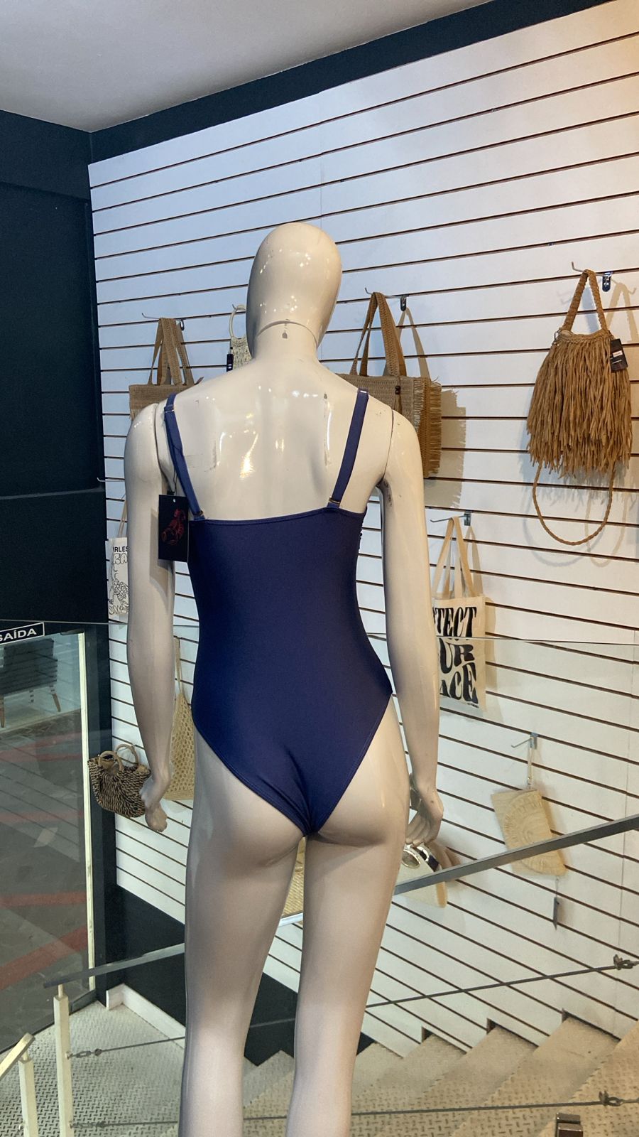 Maiô Azul Marinho com Detalhe Dourado