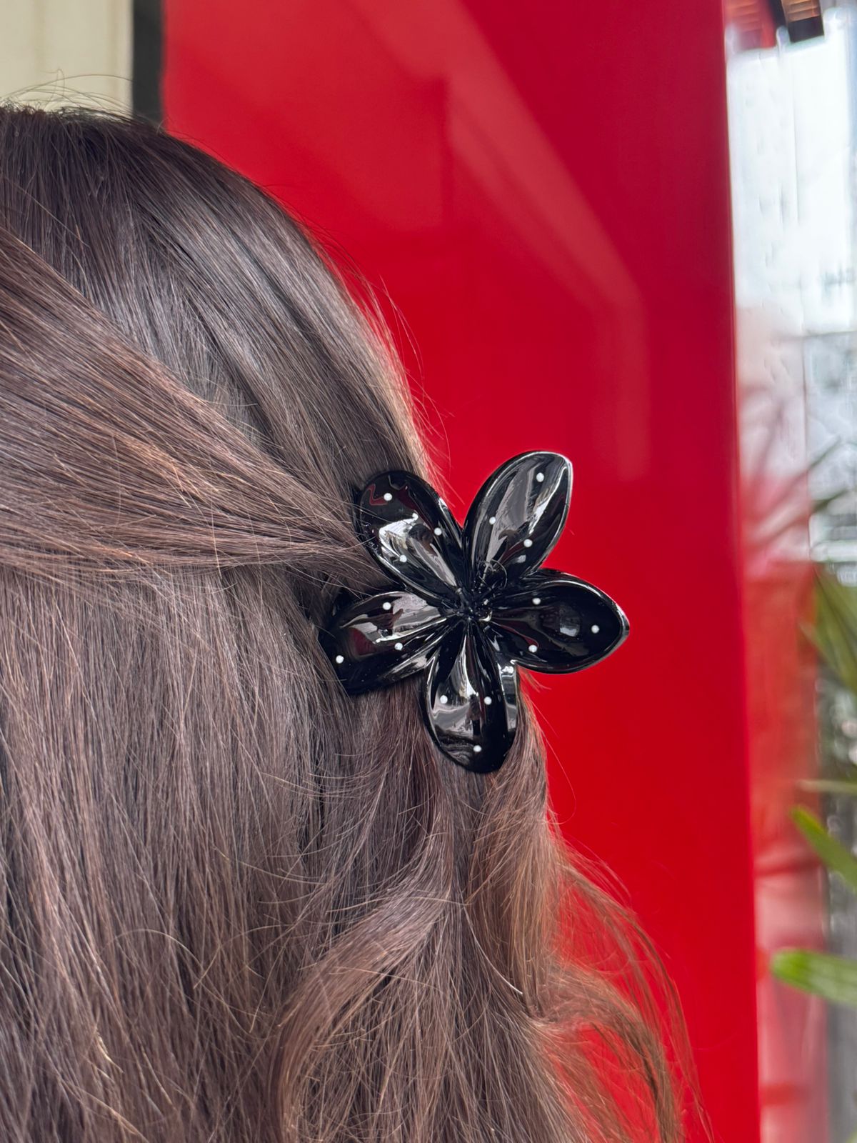 Piranha de Cabelo Flor Preta com detalhe de Strass