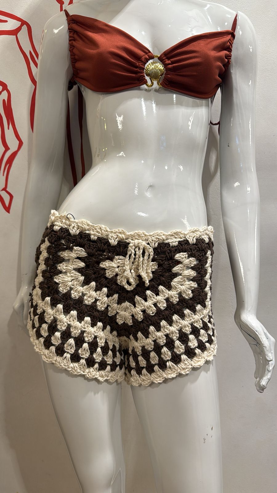 Shorts Crochê branco com marrom