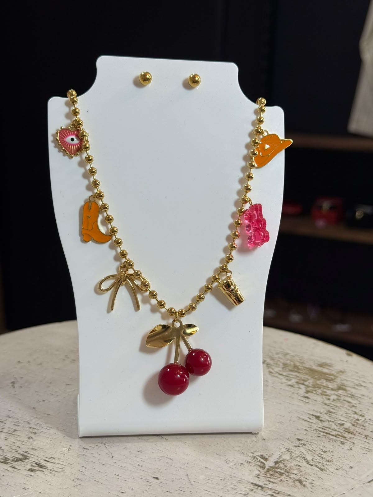 Conjunto com Pingentes Descolados Dourado