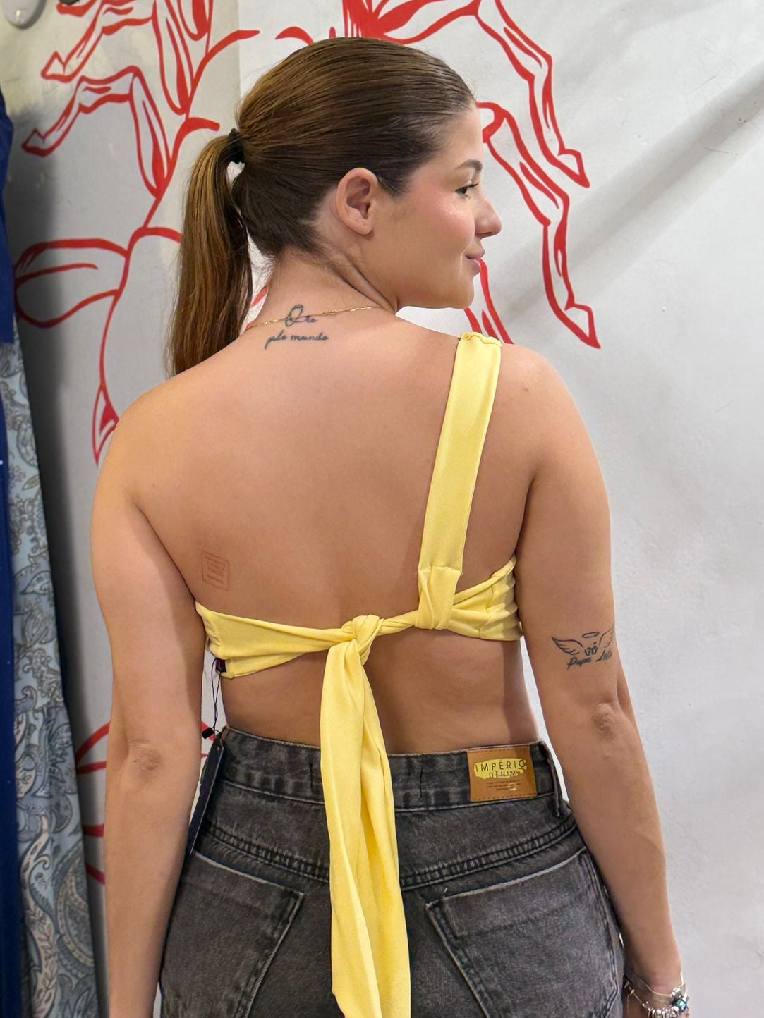 Cropped com Aro e Amarração nas Costas Amarelo Manteiga