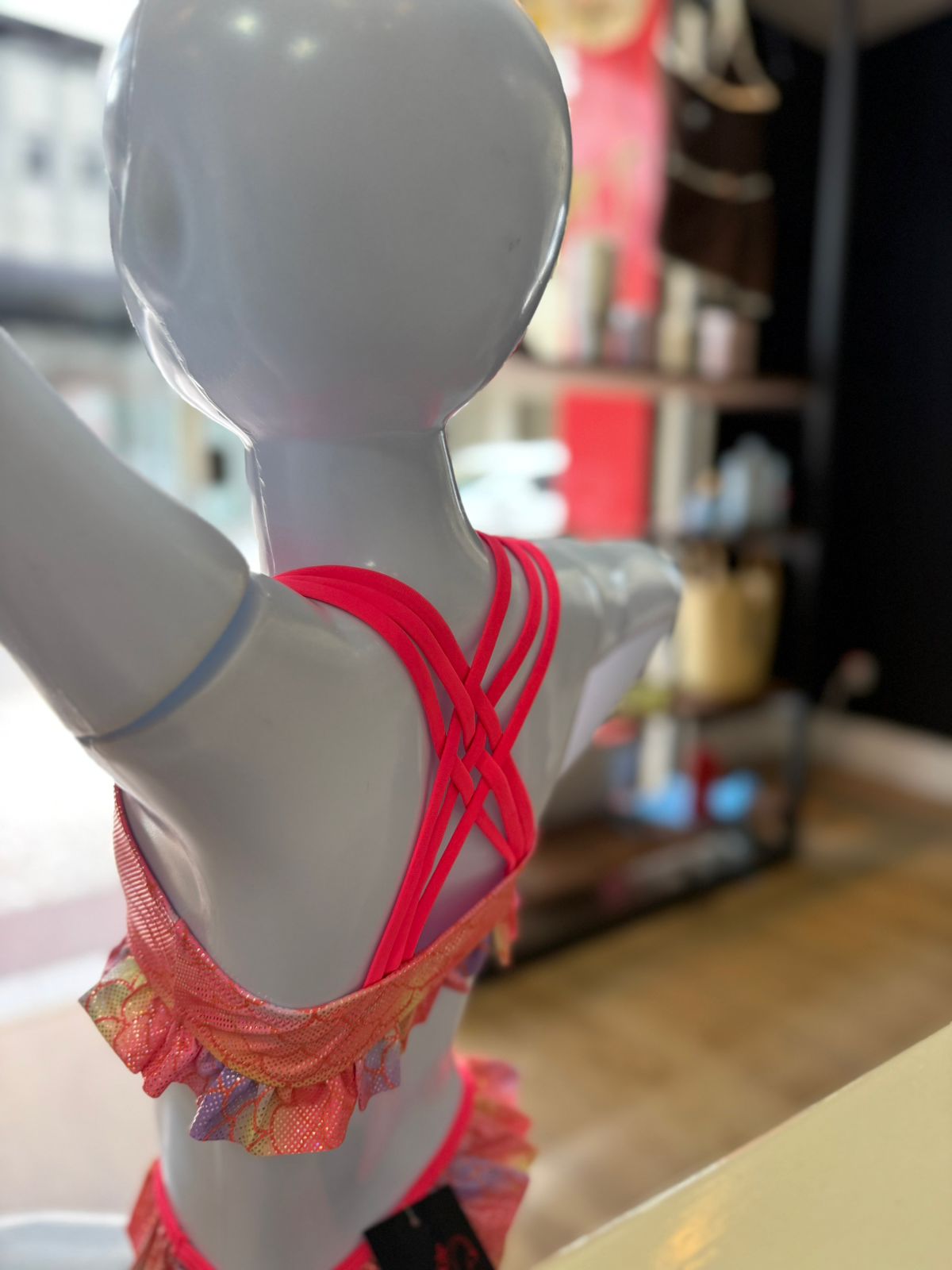 Biquíni Infantil Sereia Pink com Babados e Costas Cruzadas