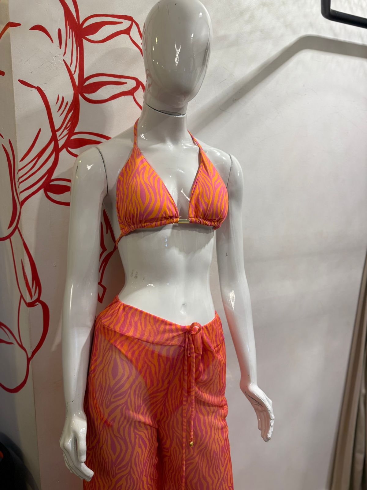 Conjunto Biquíni + Calça Saída de Praia Estampada