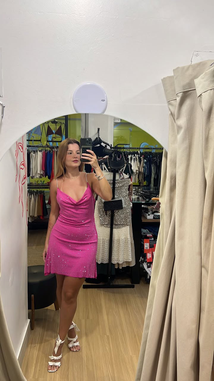 Vestido todo em strass termocolados