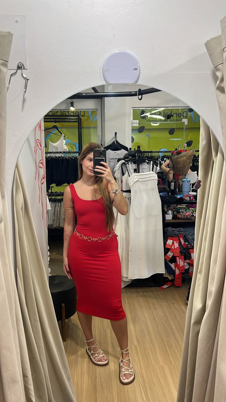 Vestido midi vermelho