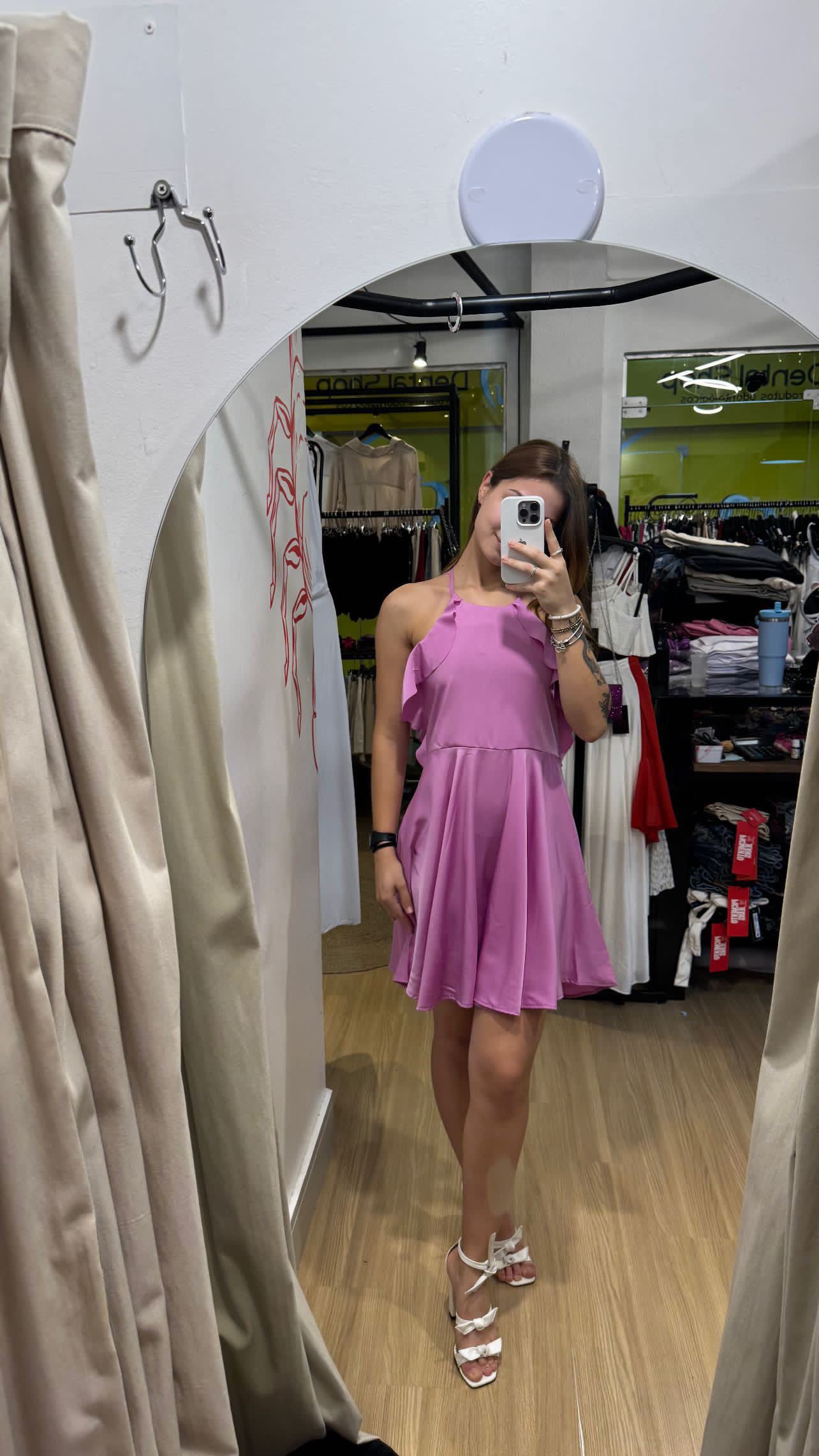 Vestido rosa com babados