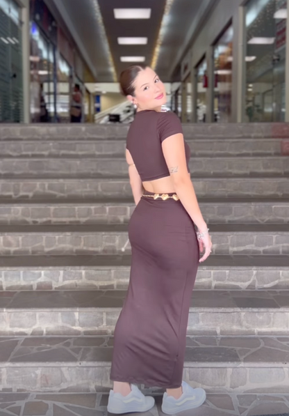 Conjunto de saia e cropped