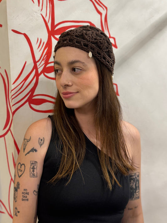 Touca de Crochê com Detalhes Concha