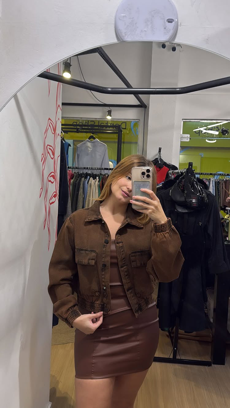 Jaqueta jeans marrom estonado