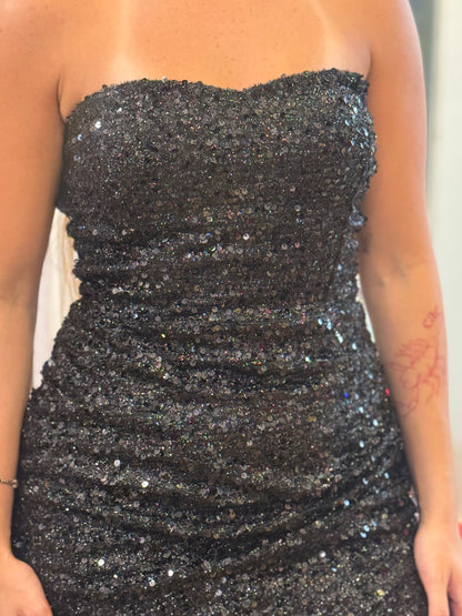 Vestido Preto de Paetê Tomara que Caia