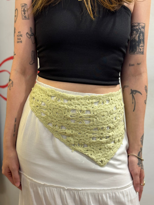 Lenço crochê verde claro para cintura e cabelo