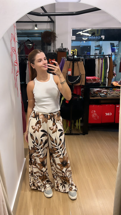 Calça estampada com marrom