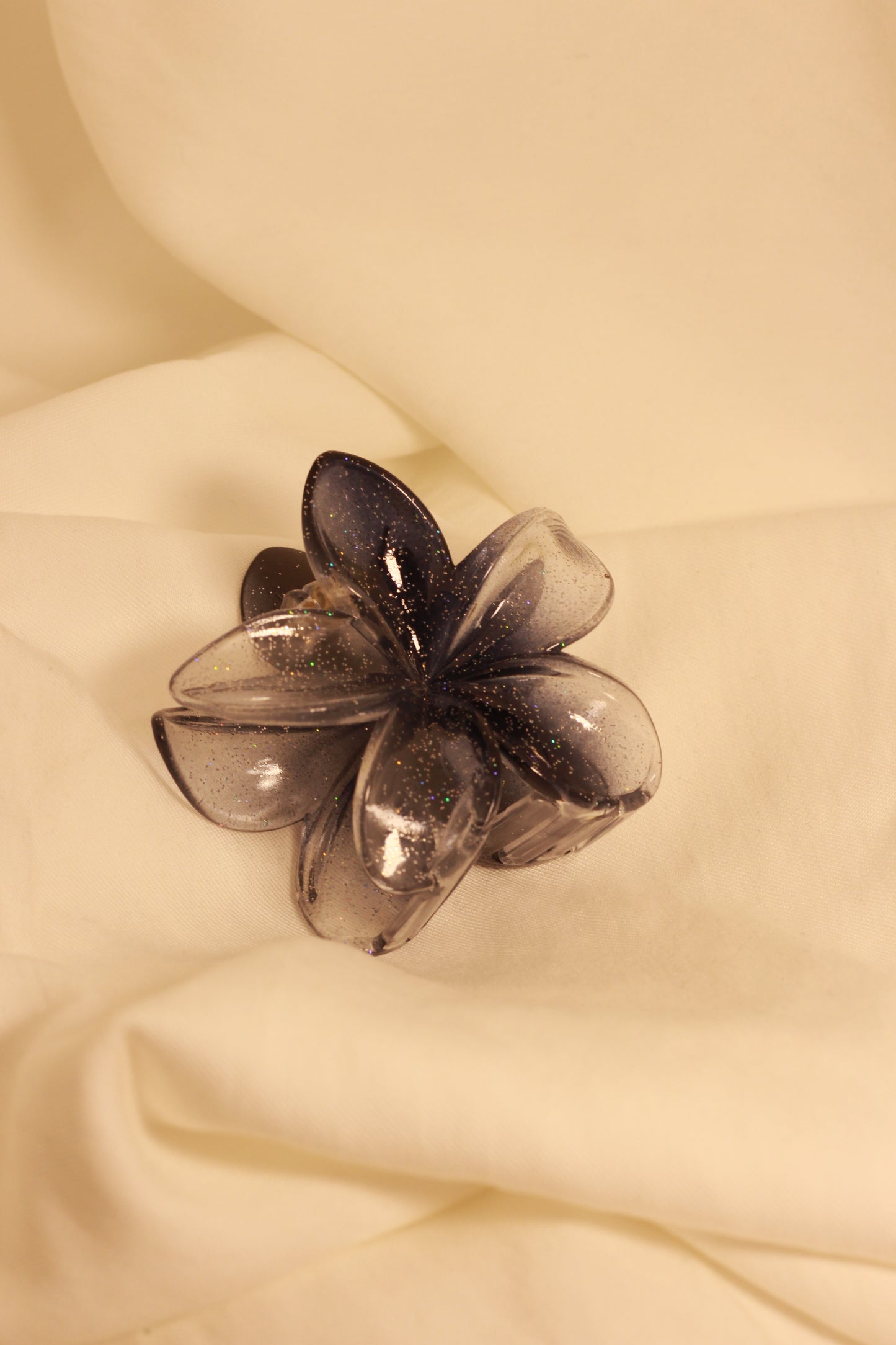 Piranha de Flor Preta com Brilhos