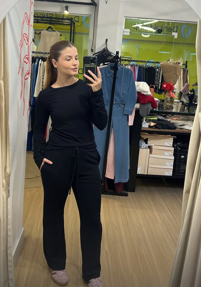 Blusa manga longa em textura wafle