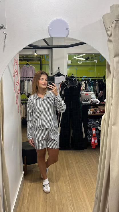 Conjunto camisa e cropped de listras
