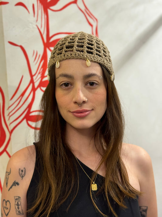 Touca de Crochê com Detalhes Concha
