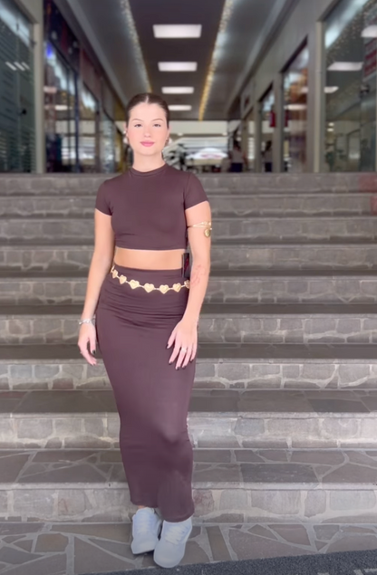 Conjunto de saia e cropped