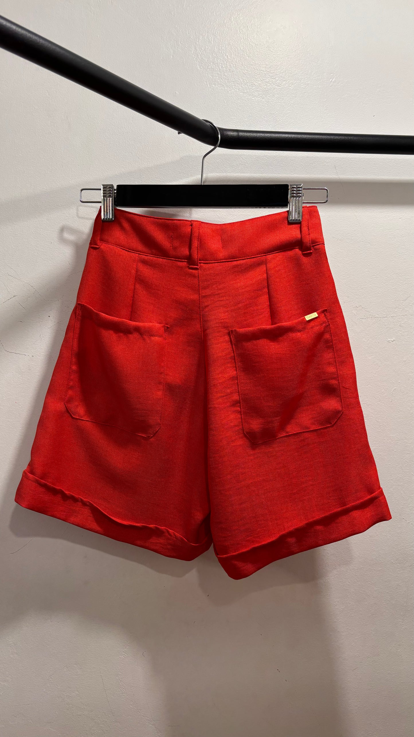 Shorts alfaiataria vermelho