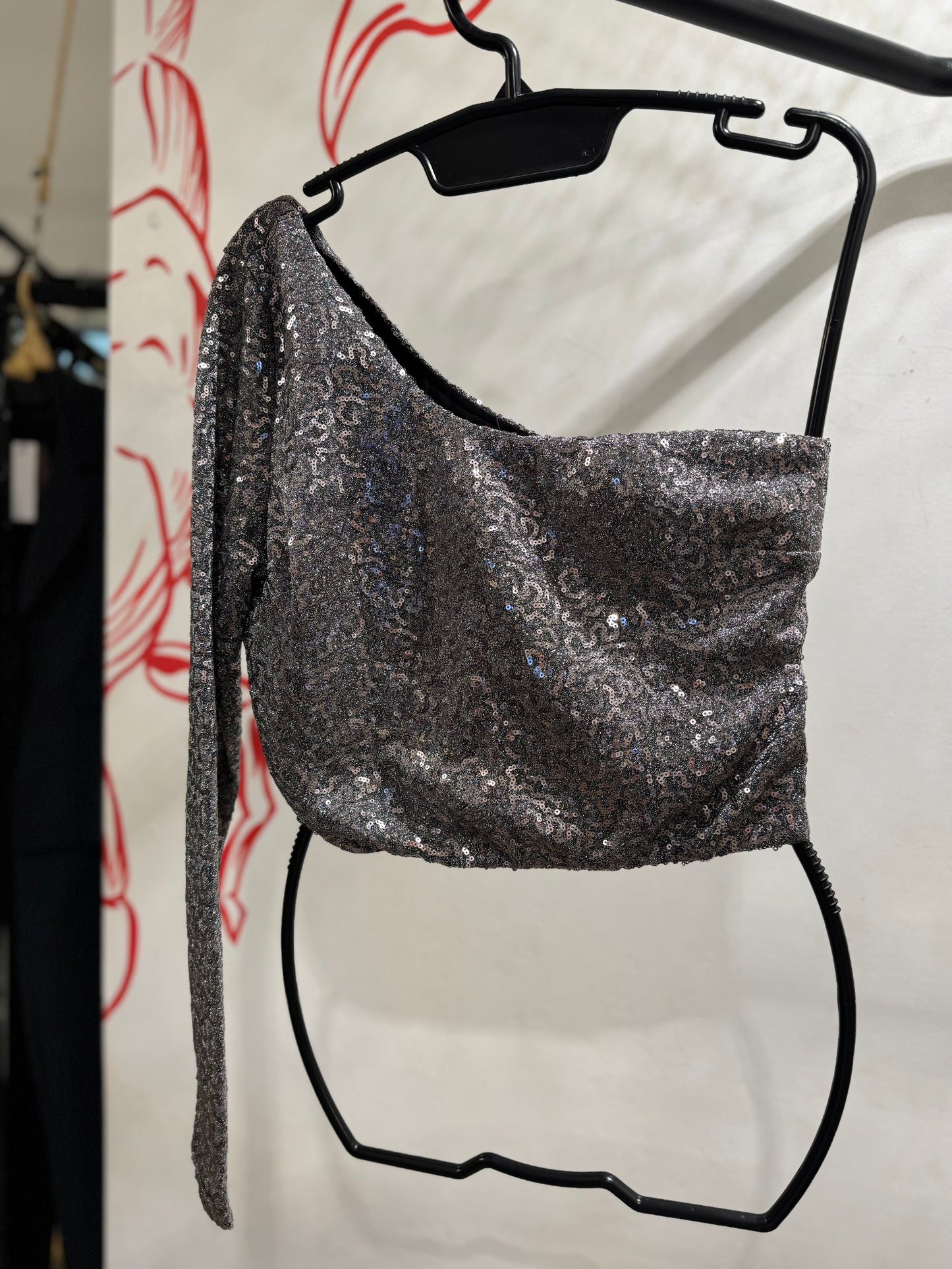 Cropped uma manga só paetê