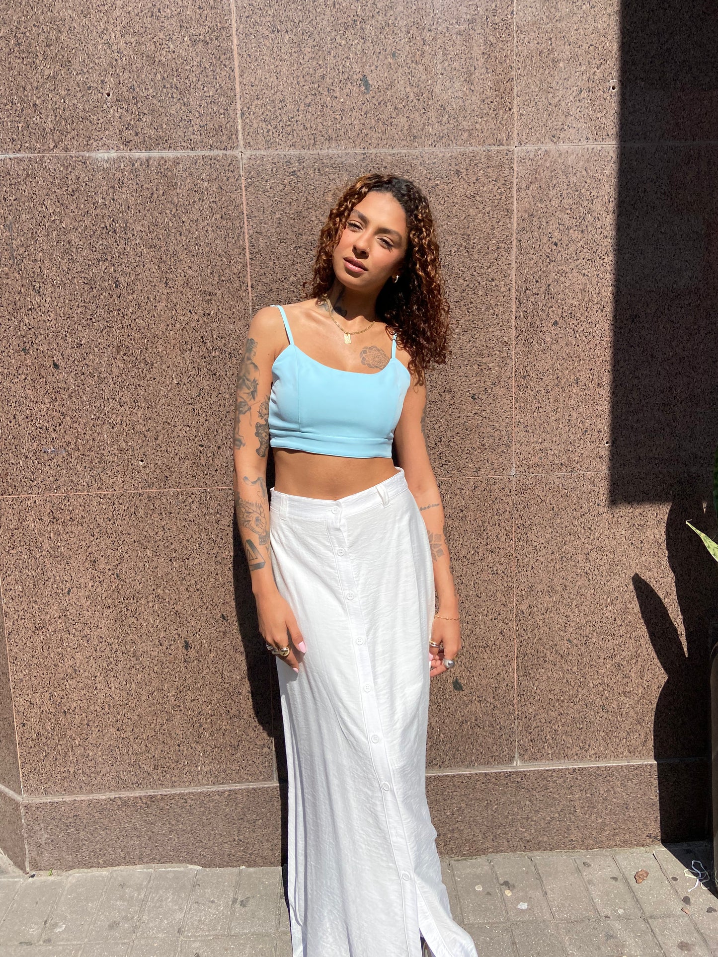 Cropped top azul bebê em alfaiataria