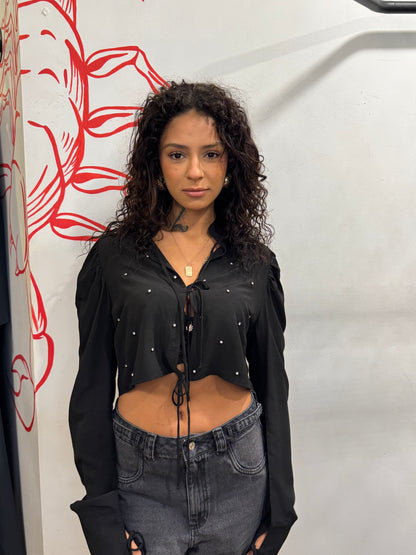 Camisa Cropped Com Amarrações E Strass