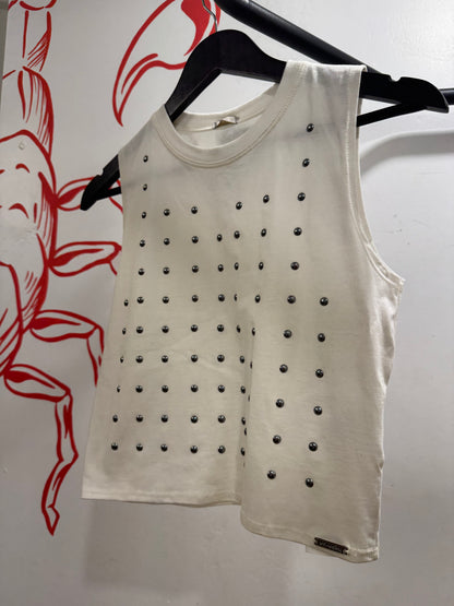 Regata cropped com bolinhas pratas