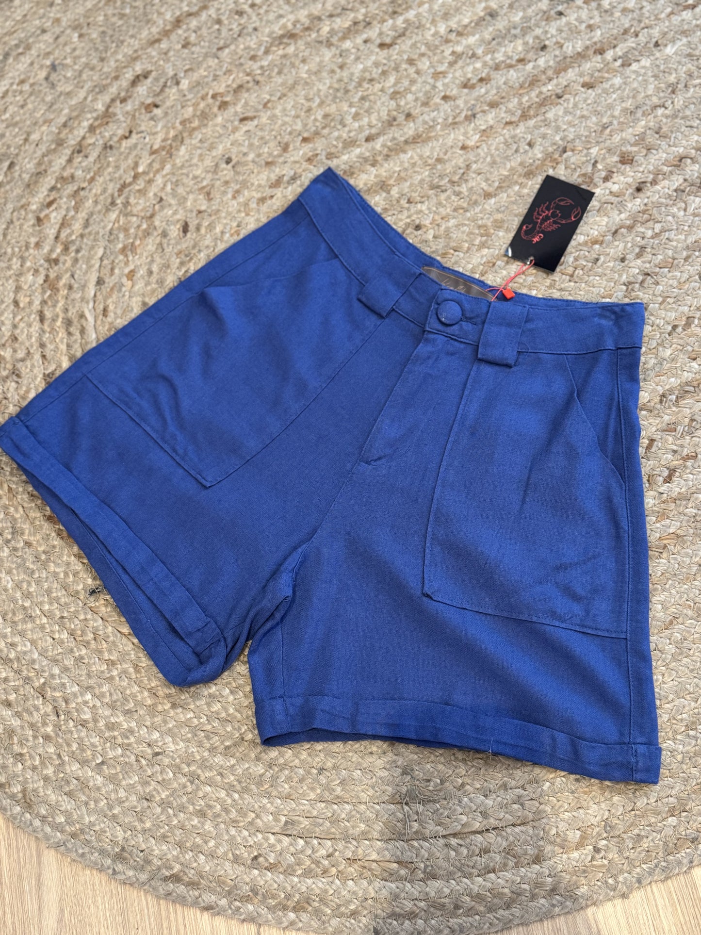 Shorts visco linho azul