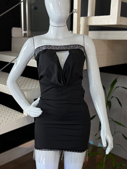 Vestido Preto com Strass e Franjas