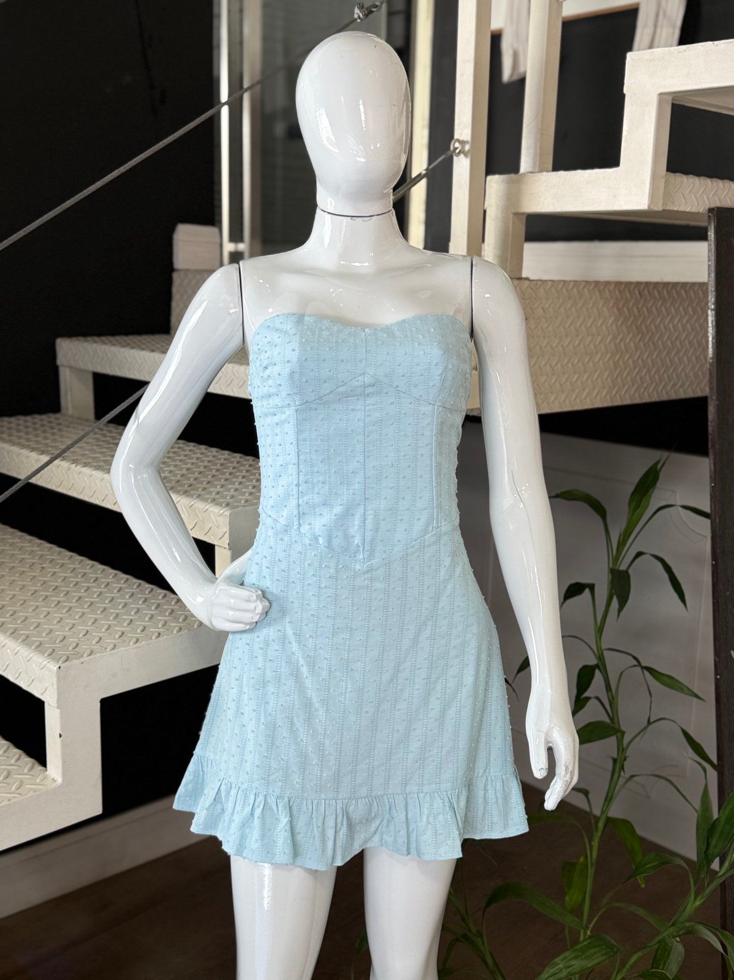 Vestido Azul Tomara que Caia com Babado