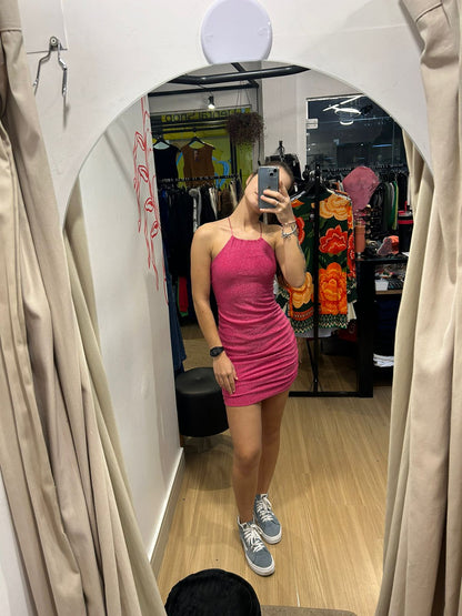 Vestido lurex rosa com amarração nas costas