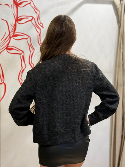 Cardigã Preto em Tecido Felpudo