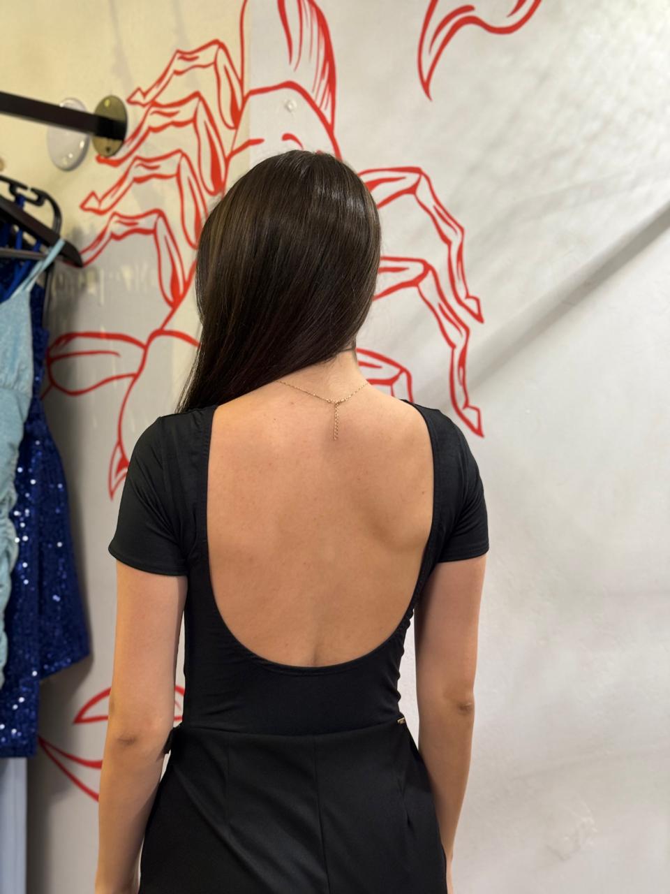 Body Preto Básico com Decote nas Costas