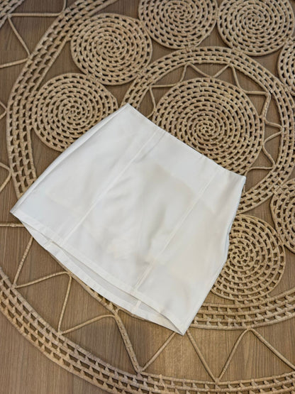 Saia Curta Alfaiataria