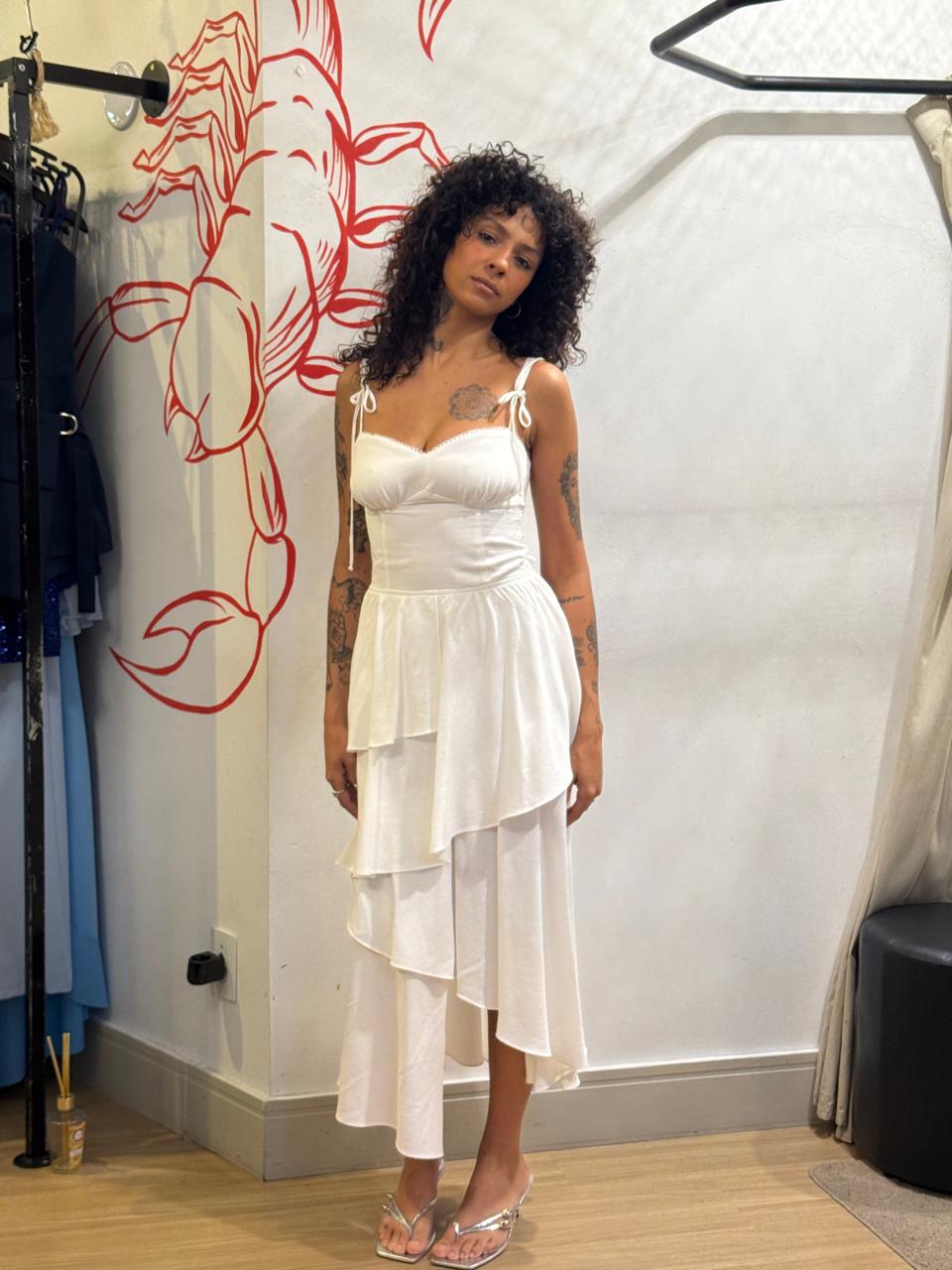 Vestido Midi Camadas Assimétricas