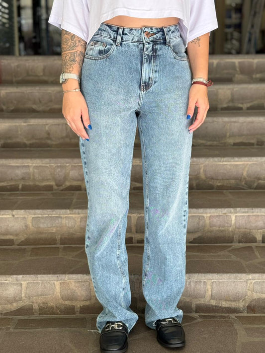 Calça Reta Lavagem Clara