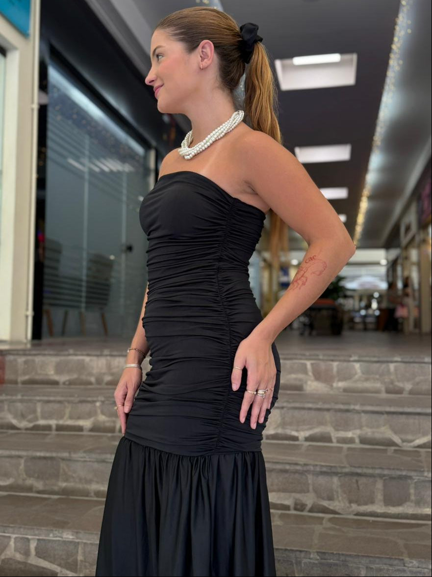 Vestido Preto Drapeado