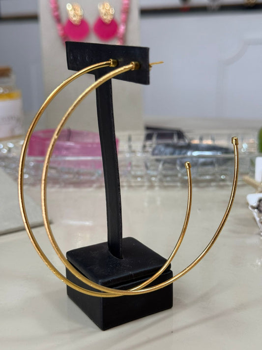 Argola Grande Dourada