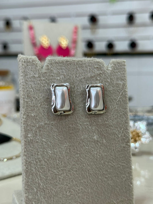 Brinco Orgânico com Pérola e Prata