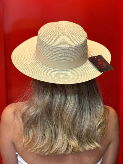 Chapéu Palha Natural – Aba Média com Fita Elegante