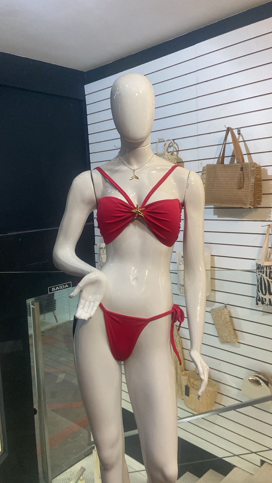 Biquíni Rosa Pink com Detalhe Estrela-do-Mar