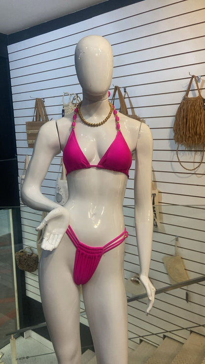 Biquíni Pink Luxo com Esferas Douradas