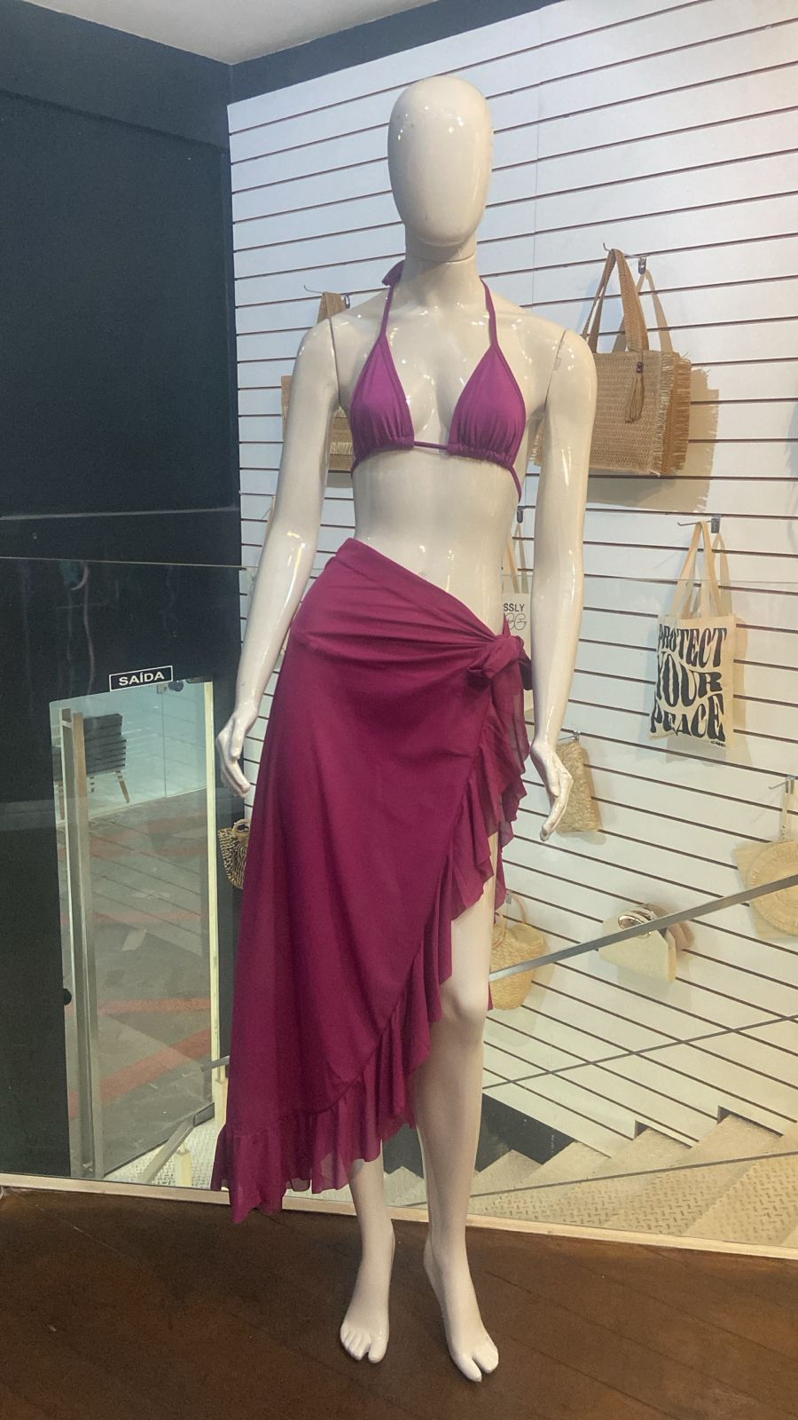 Pareô Assimétrico com Babado