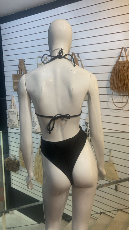 Biquíni Preto com Detalhes Dourados