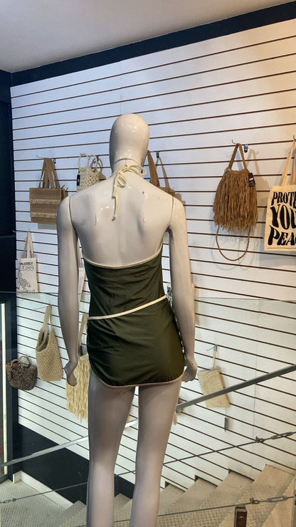 Conjunto Maiô + Pareô Verde Militar com Acabamento Off