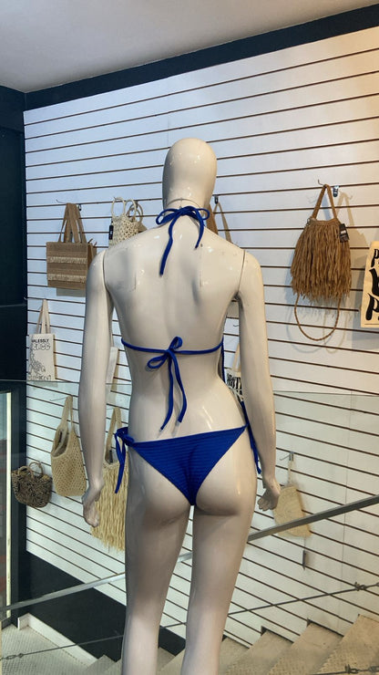 Maiô Azul Canelado com Concha Dourada